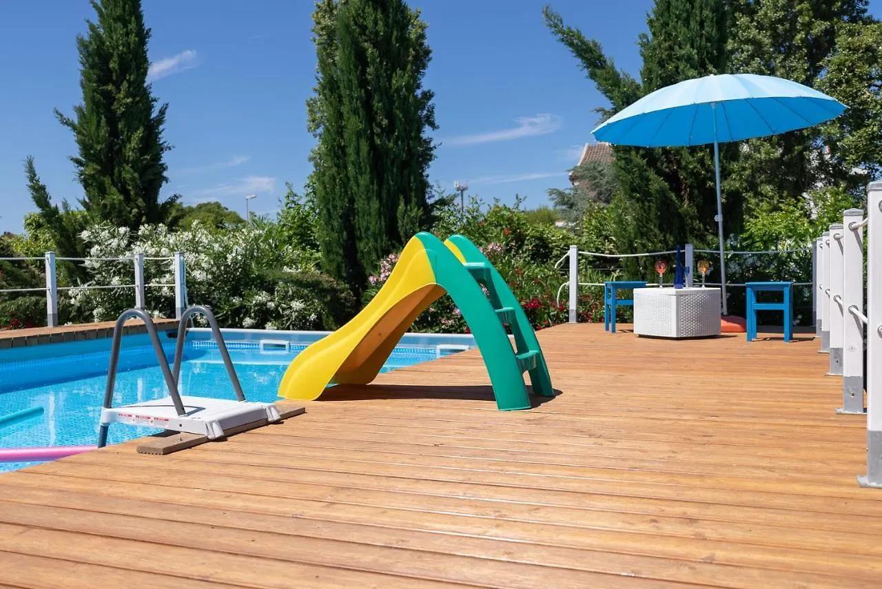 Casa Torre Di Specchio Con Piscina Διαμέρισμα Μπάρι